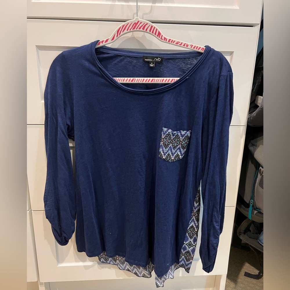 3/4 length blue shirt, size medium